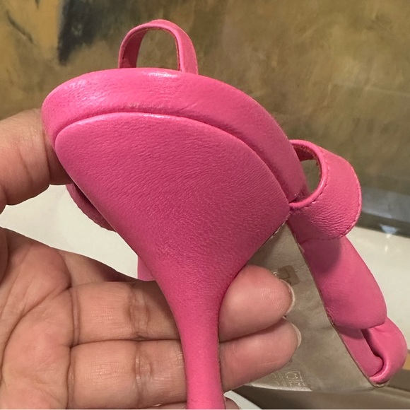 🌹STUART WEITZMAN🌹 Playa Knot Leather Stiletto Sandals Size: 9B - Picture 10 of 13